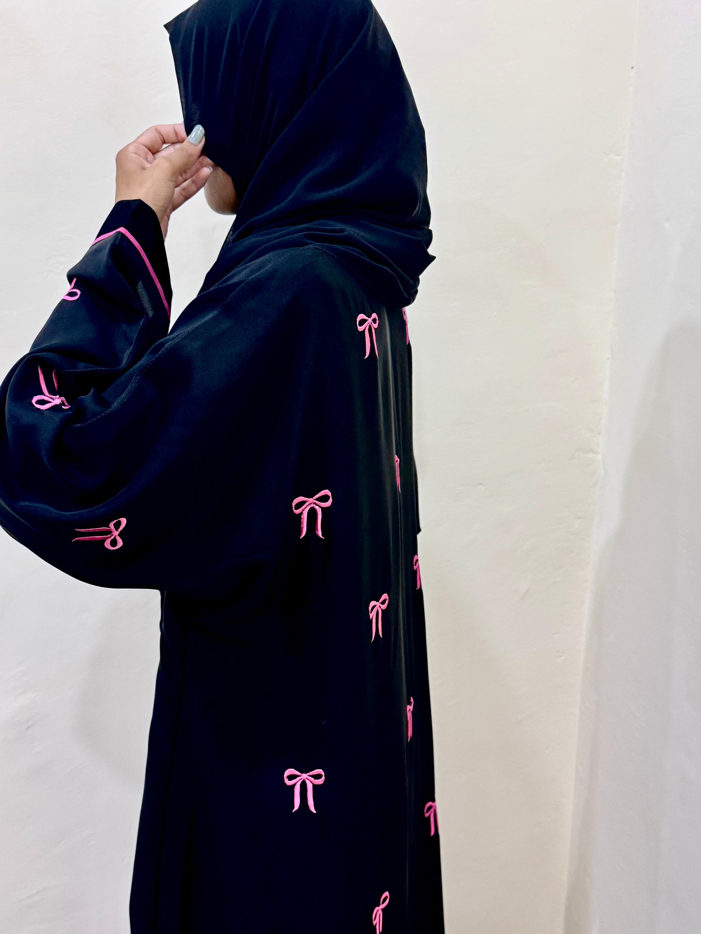 Black Pink Bow abaya